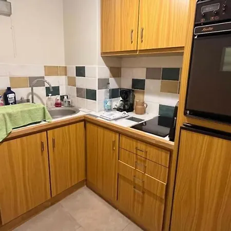 Pieni Puistohuoneisto Apartment